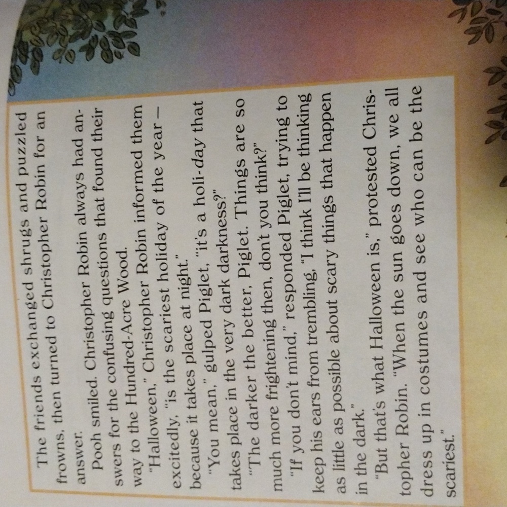 Winnie the Pooh โs Halloween Book - Picture 6 of 7